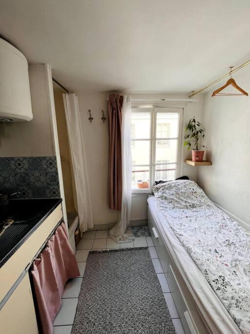 Cute Marais Private Studio For 2 Paris Exteriör bild